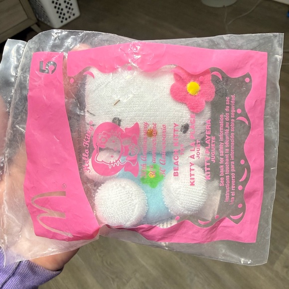 Hello Kitty Other - McDonald’s Unopened 2004 Hello Kitty Beach Toy Plush #5